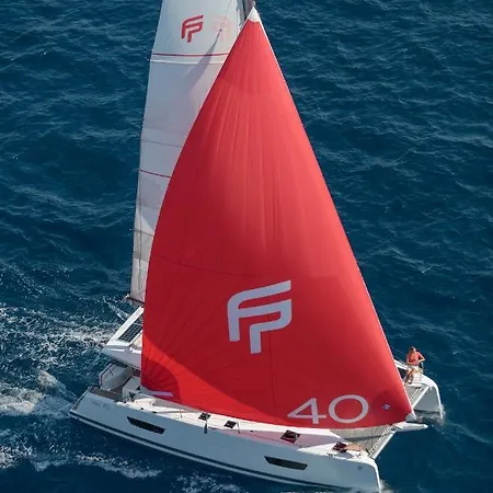 Catamarano Isla 40