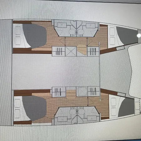 Catamarano Isla 40 船上ホテル *